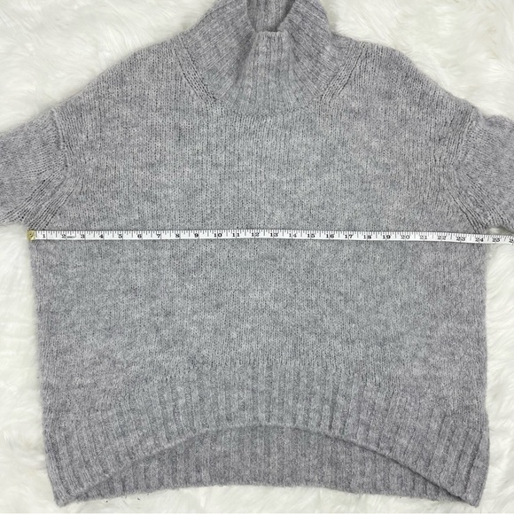 H&m Oversized Slouchy Turtleneck Knit Sweater, Grey Size Small - Picture 4 of 8